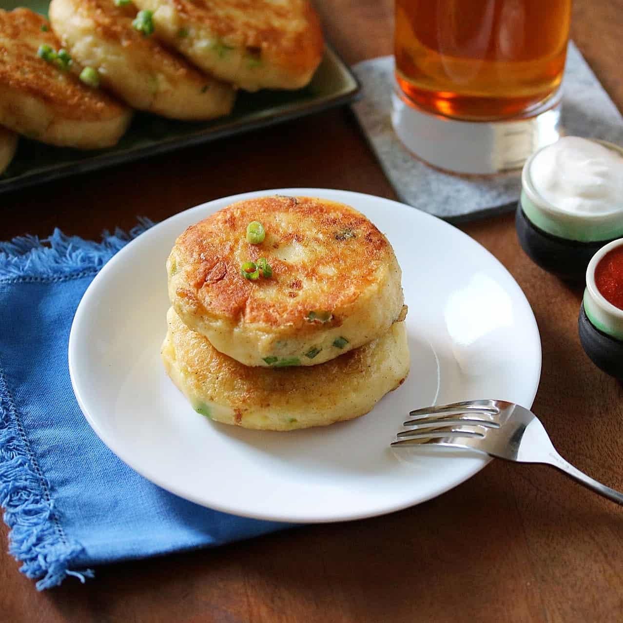 Air Fryer Loaded Mashed Potato Cakes Recipe