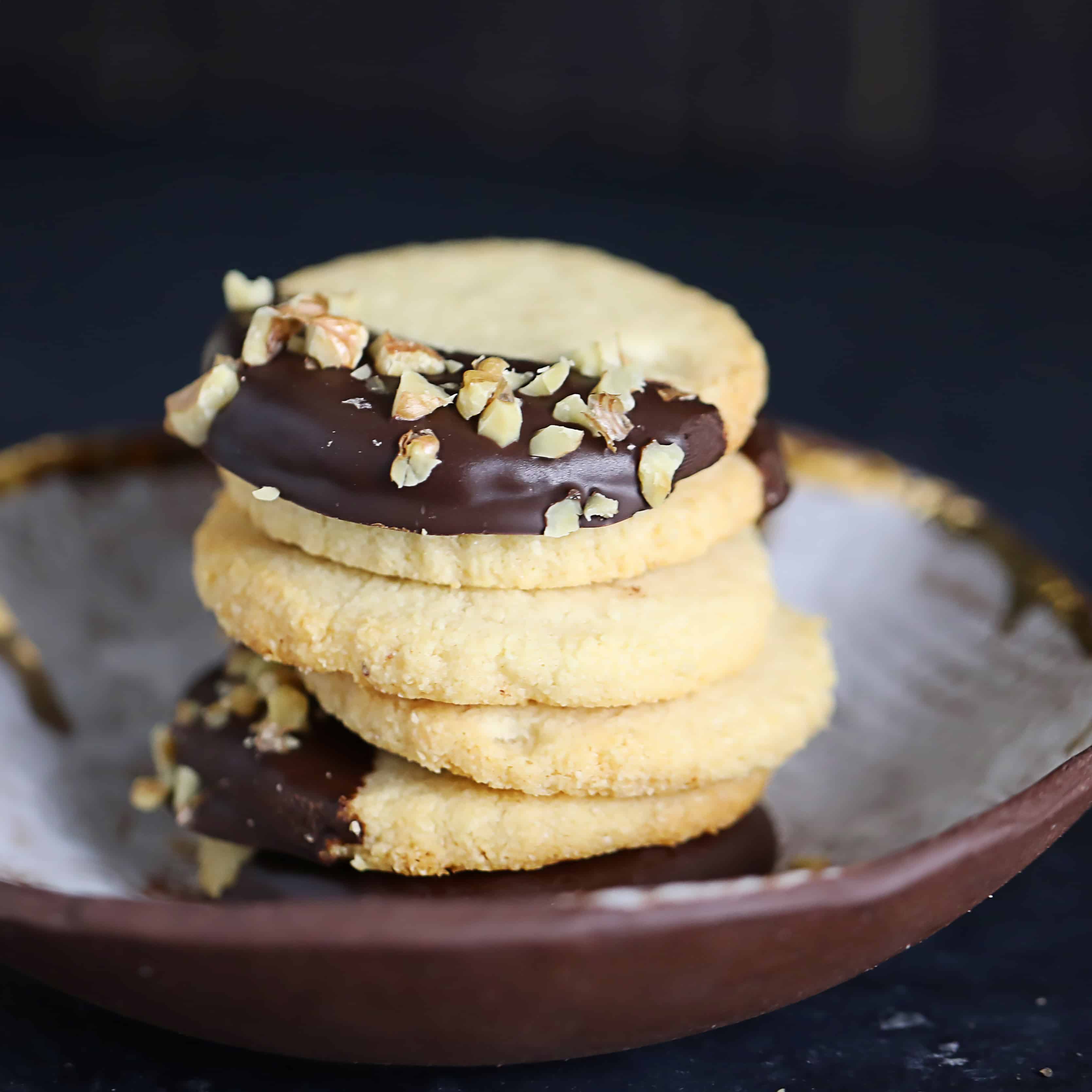 Frieda Loves Bread: Buttery Celtic Knot Shortbread Cookies